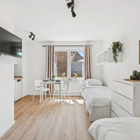 Apartment Boardinghouse *